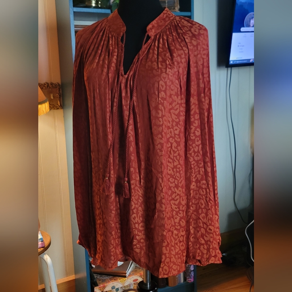 Plus Size 1x Crown & Ivy Cheetah Print Blouse